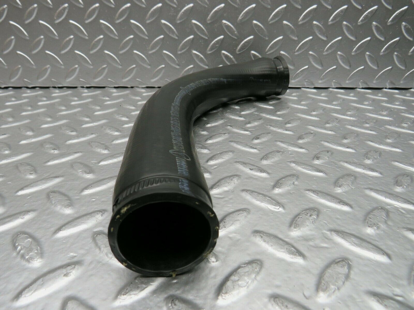 22572 Mercedes-Benz C124 E220 Coupe Radiator Hose 1245015782 1245015882