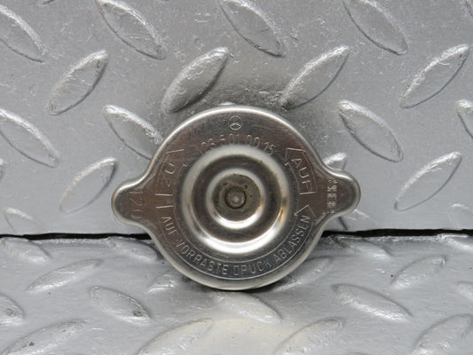 40681 Mercedes-Benz W123 300D Radiator Cap Behr 1235010015