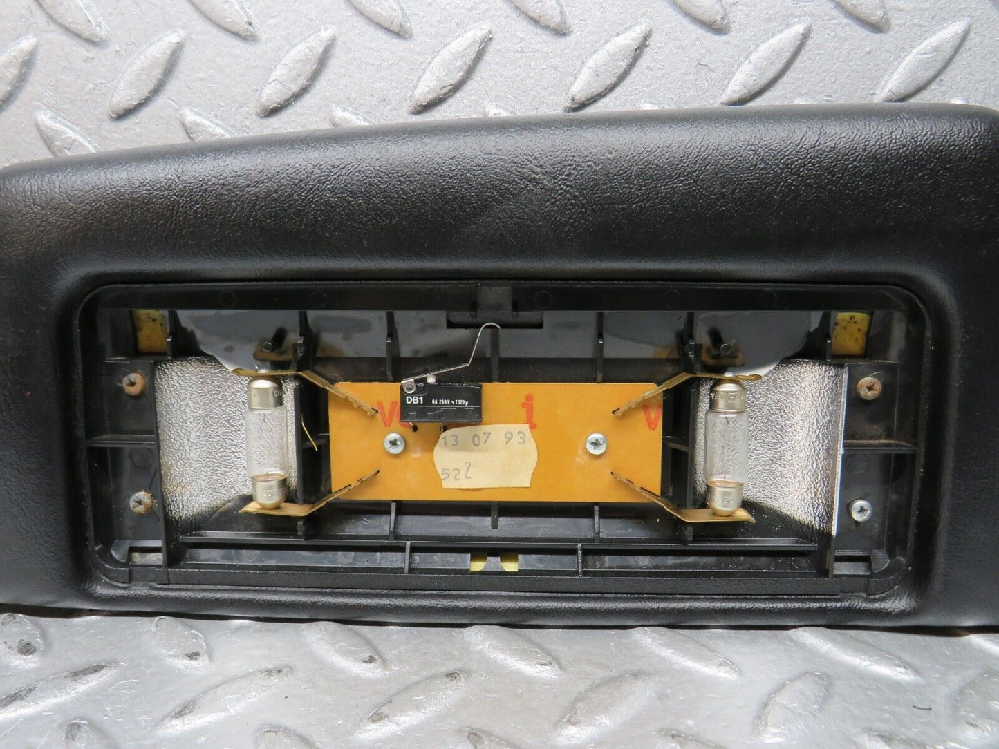 37784 Mercedes-Benz A124 320E Cabriolet Sun Visor Black Left