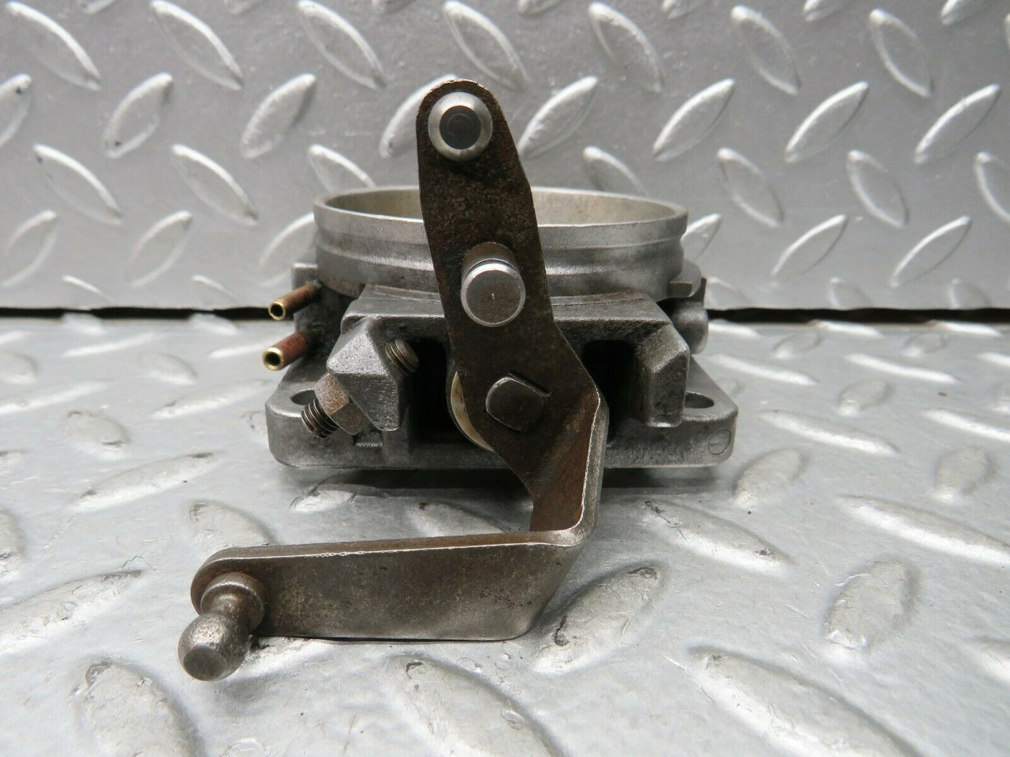 22175 Mercedes-Benz S123 280TE Wagon Throttle Body Valve