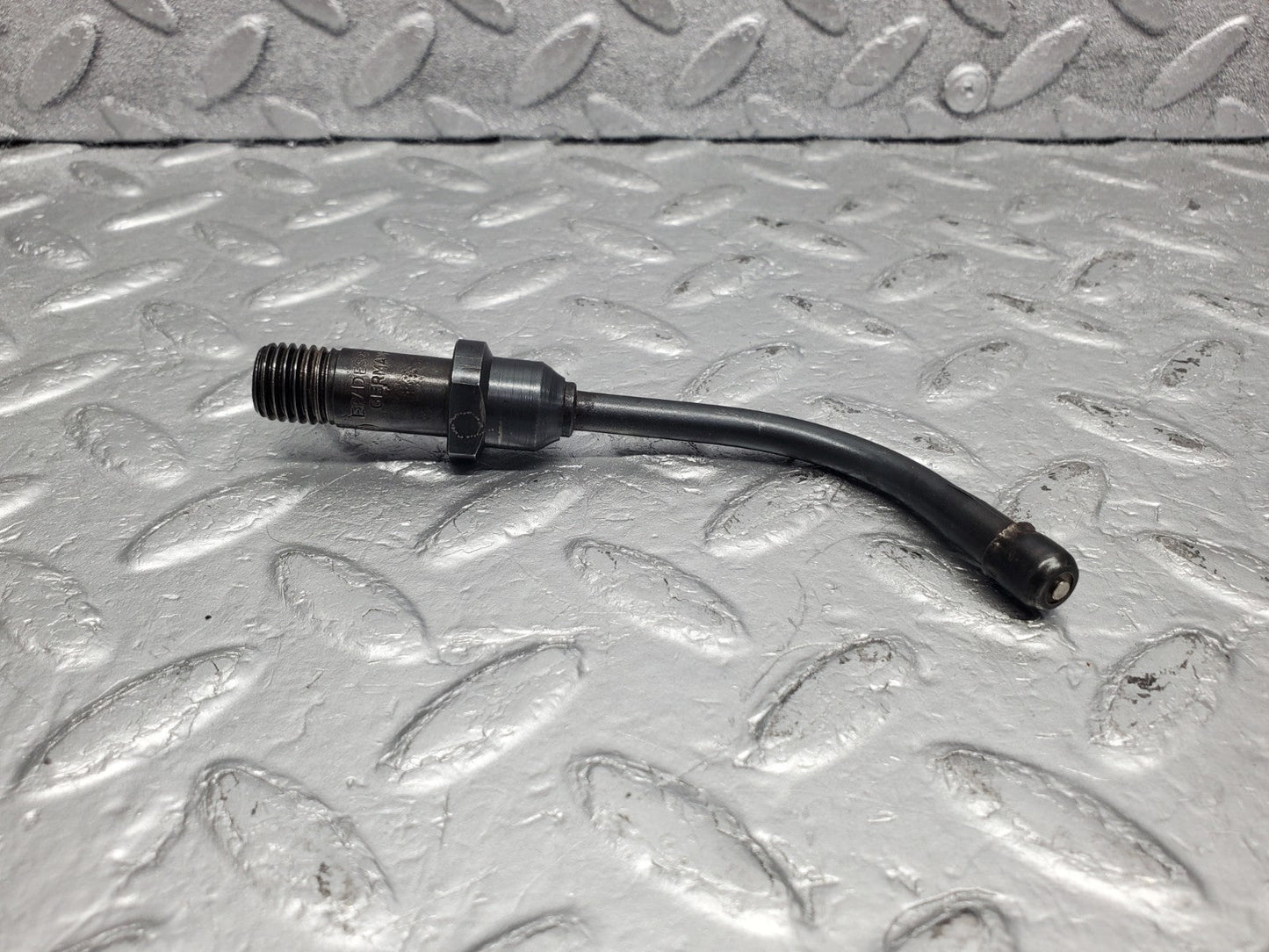 W112 fuel injector used OEM