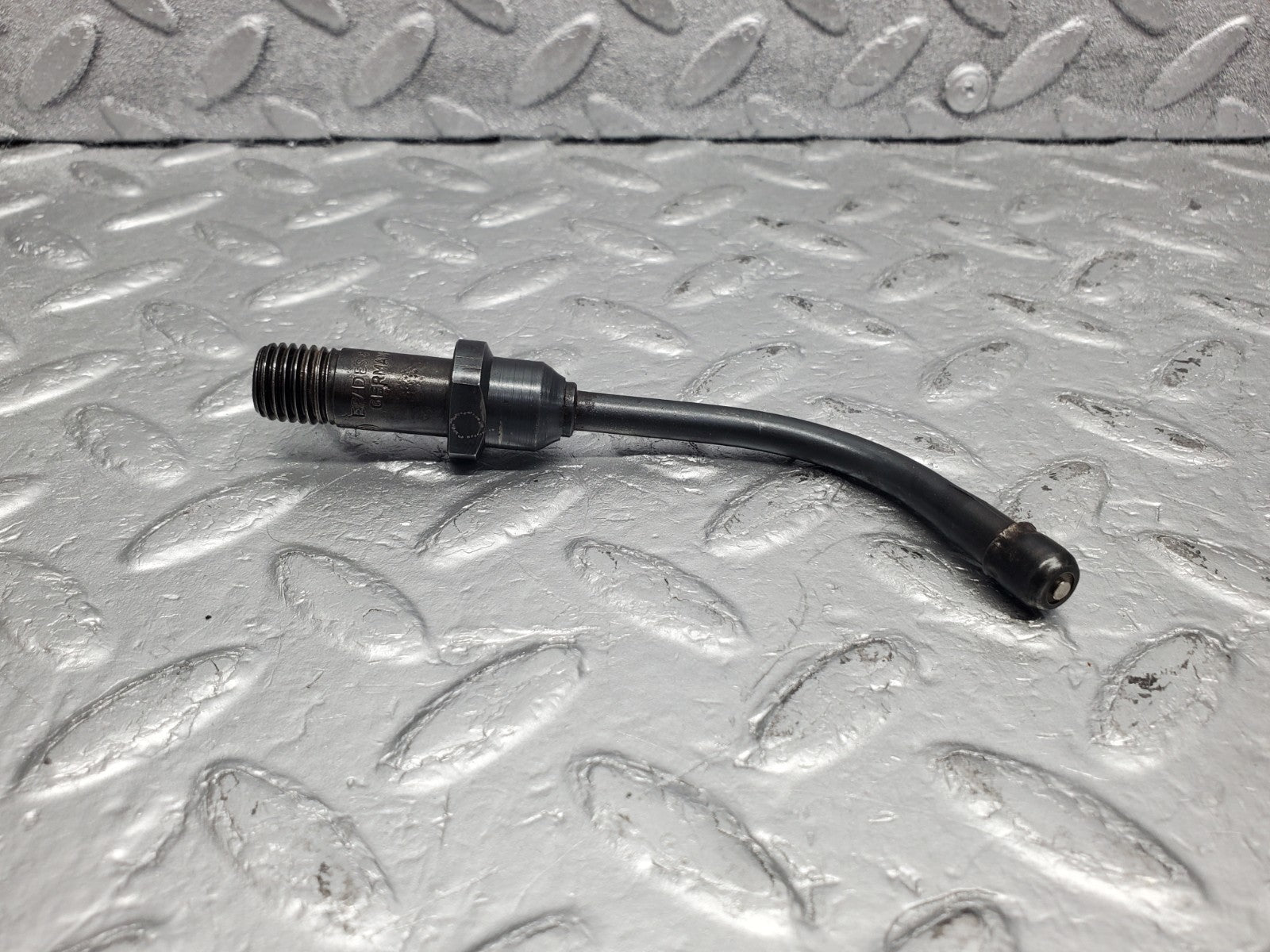 W112 fuel injector used OEM