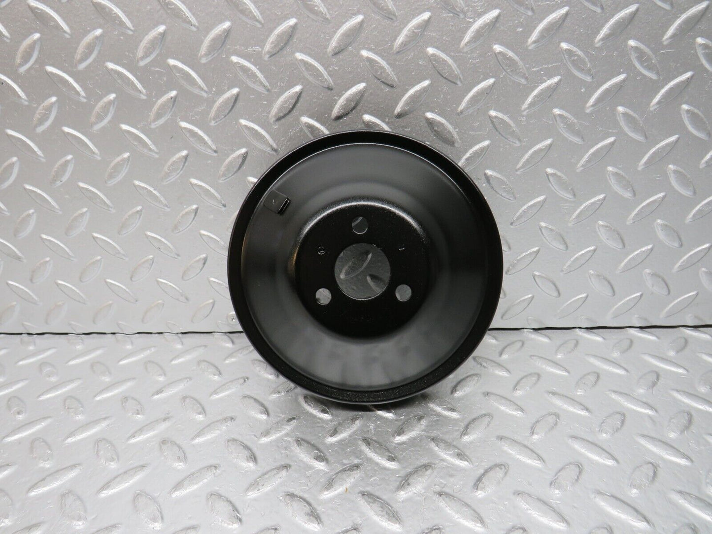 31674 Mercedes-Benz W201 190LE Steering Pump Pulley 2014600479