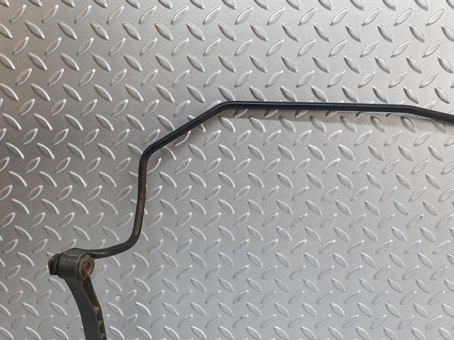 42625 Mercedes-Benz R129 320SL Coupe Anti Roll Bar Rear Axle 1243260116