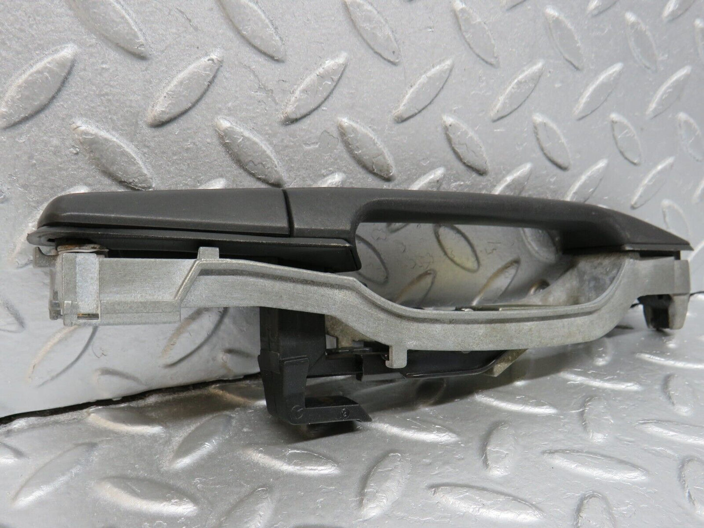 39769 Mercedes-Benz R129 320SL Coupe Left Door Exterior Handle