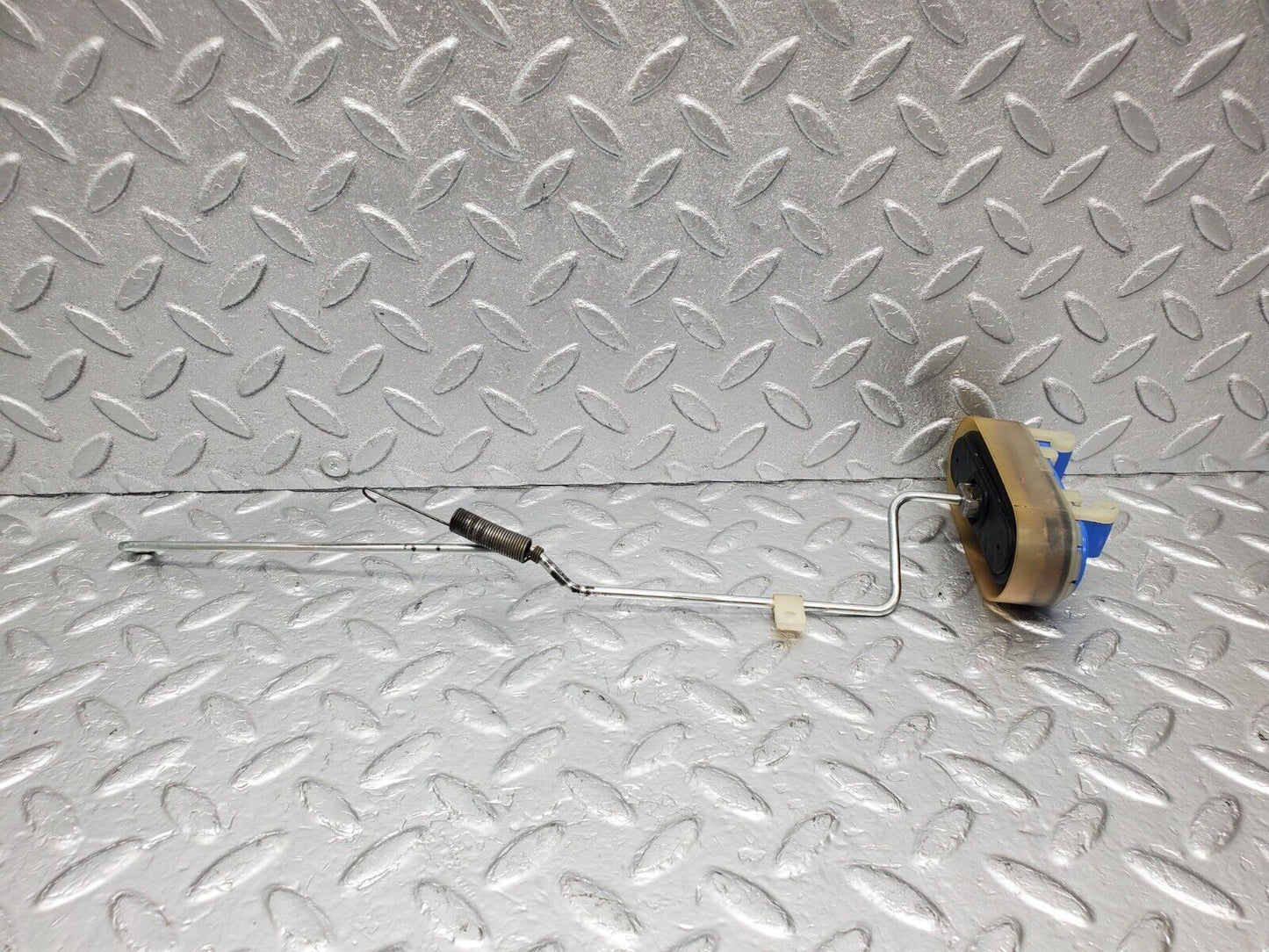 46621 Mercedes-Benz C123 280CE Coupe Front Seat Folding Vacuum Actuator