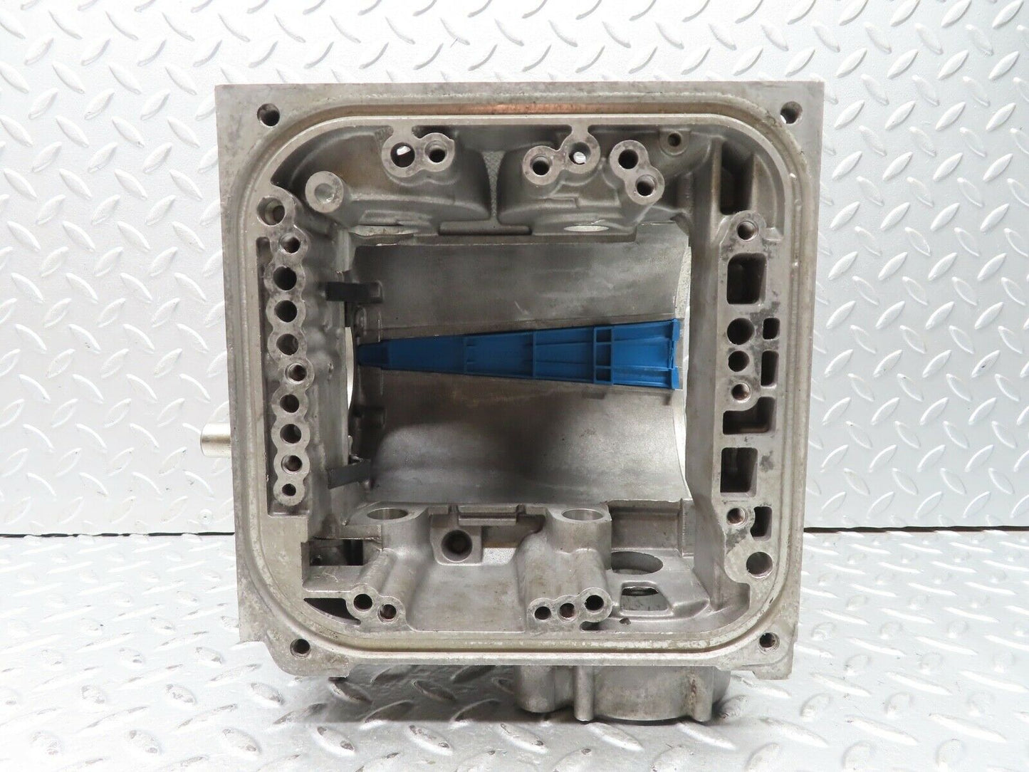 19773 Mercedes-Benz W123 722.122 Automatic Gearbox Housing 1162710301