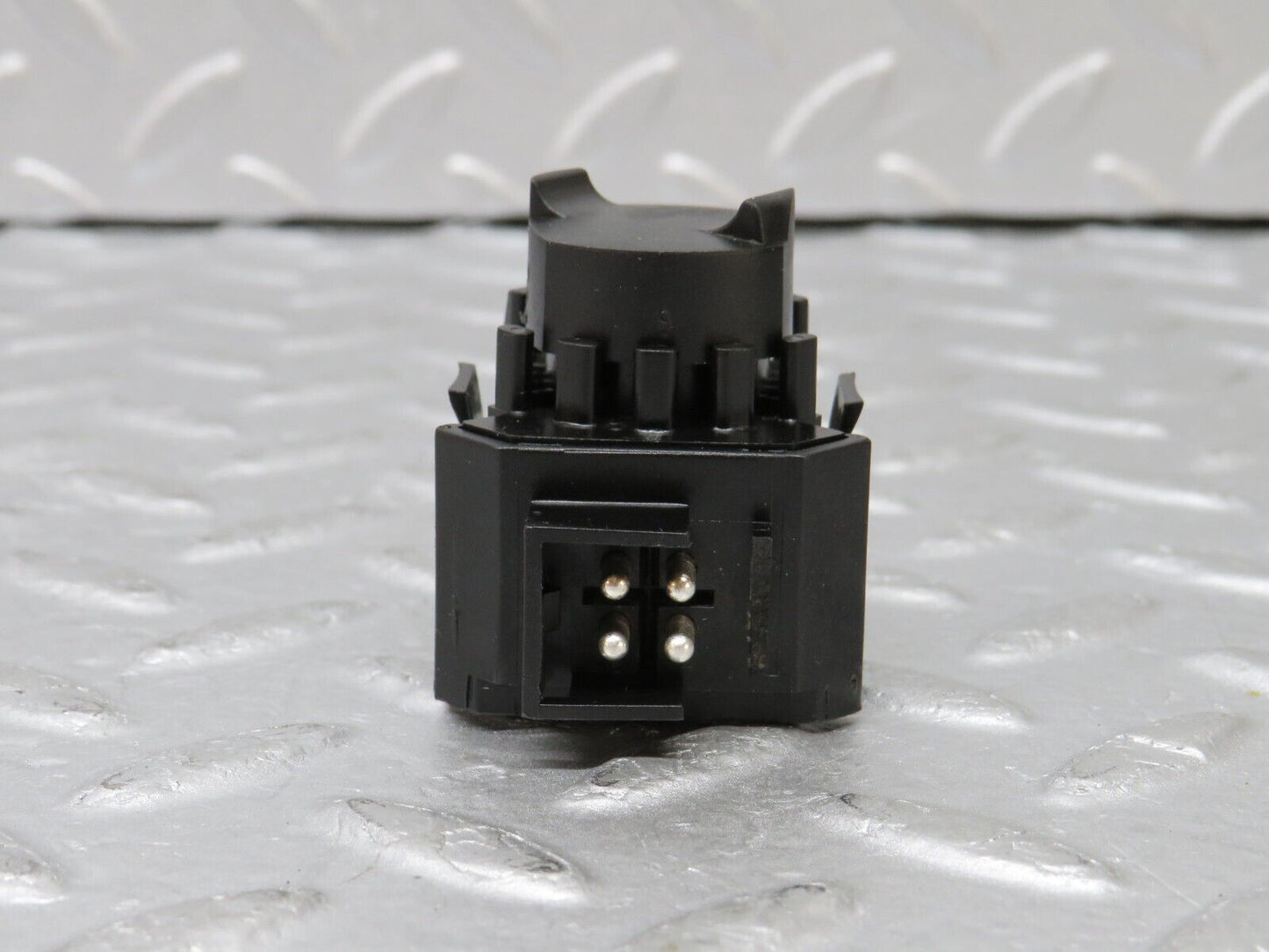 36075 Mercedes-Benz W126 420SE Kick Down Switch 0025452214