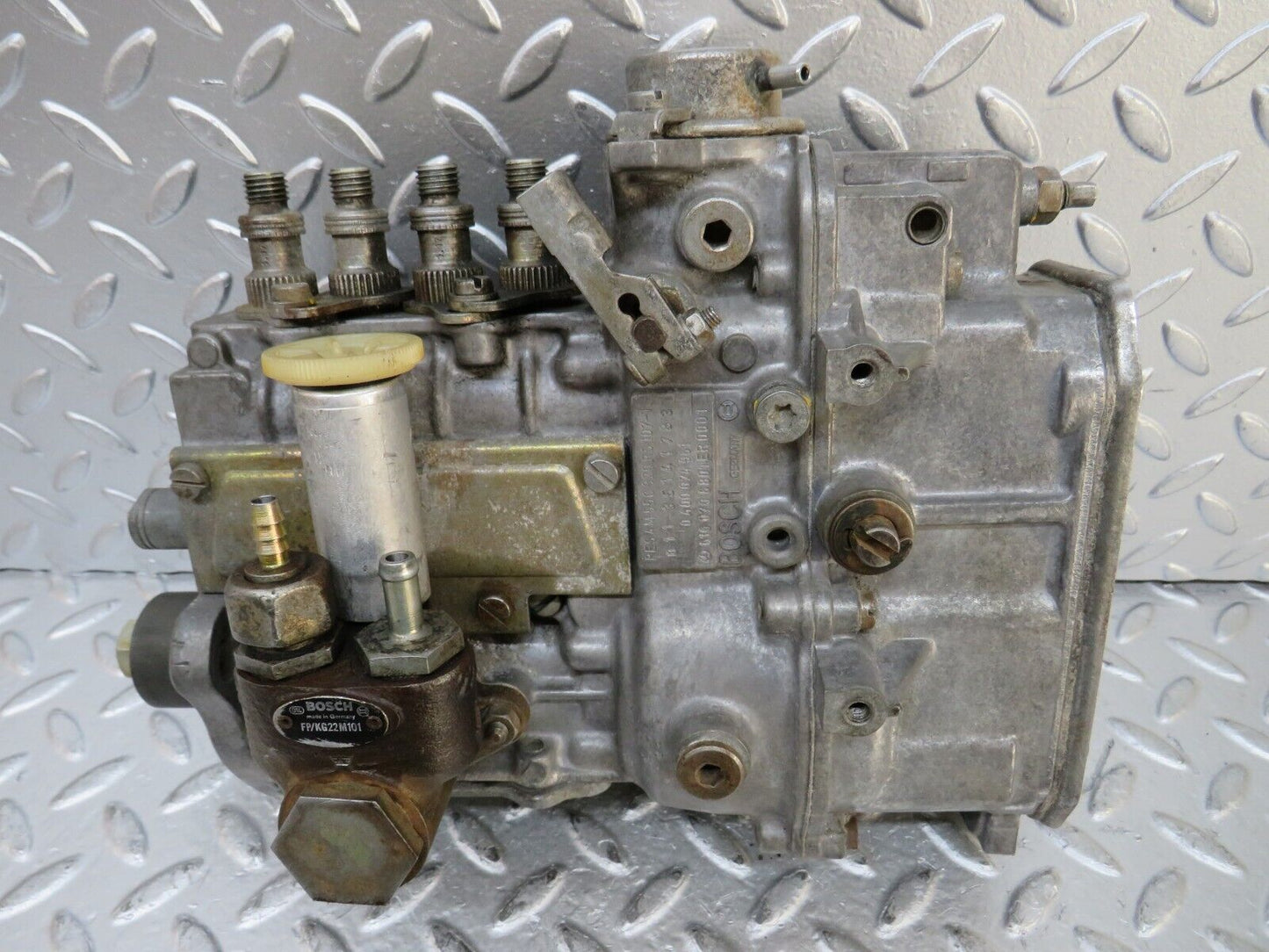 27751 Mercedes-Benz S124 300TE Diesel Fuel Injection Pump Bosch 6060700301