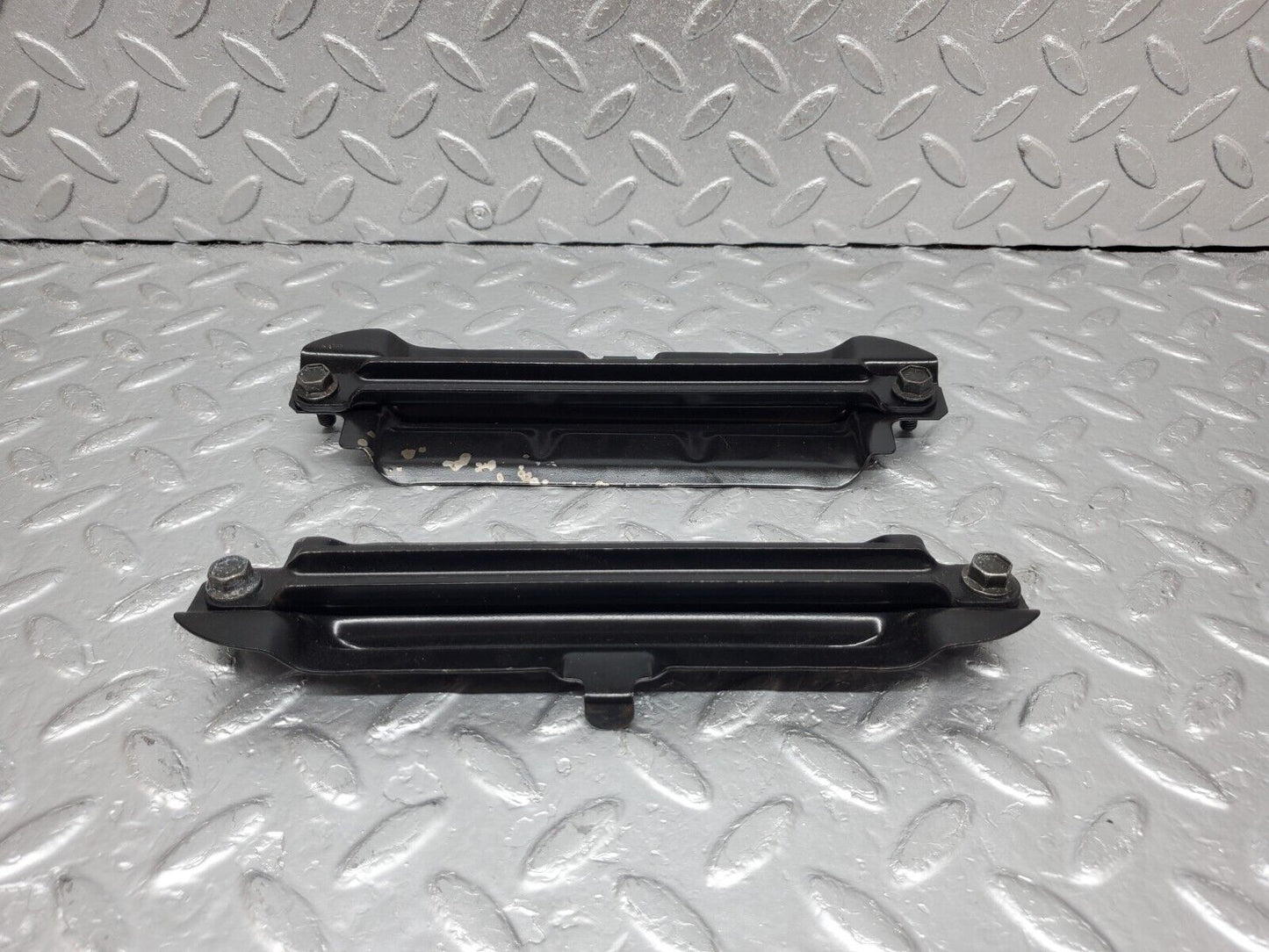 44853 Mercedes-Benz W124 220E Seat Belt Guide Bracket