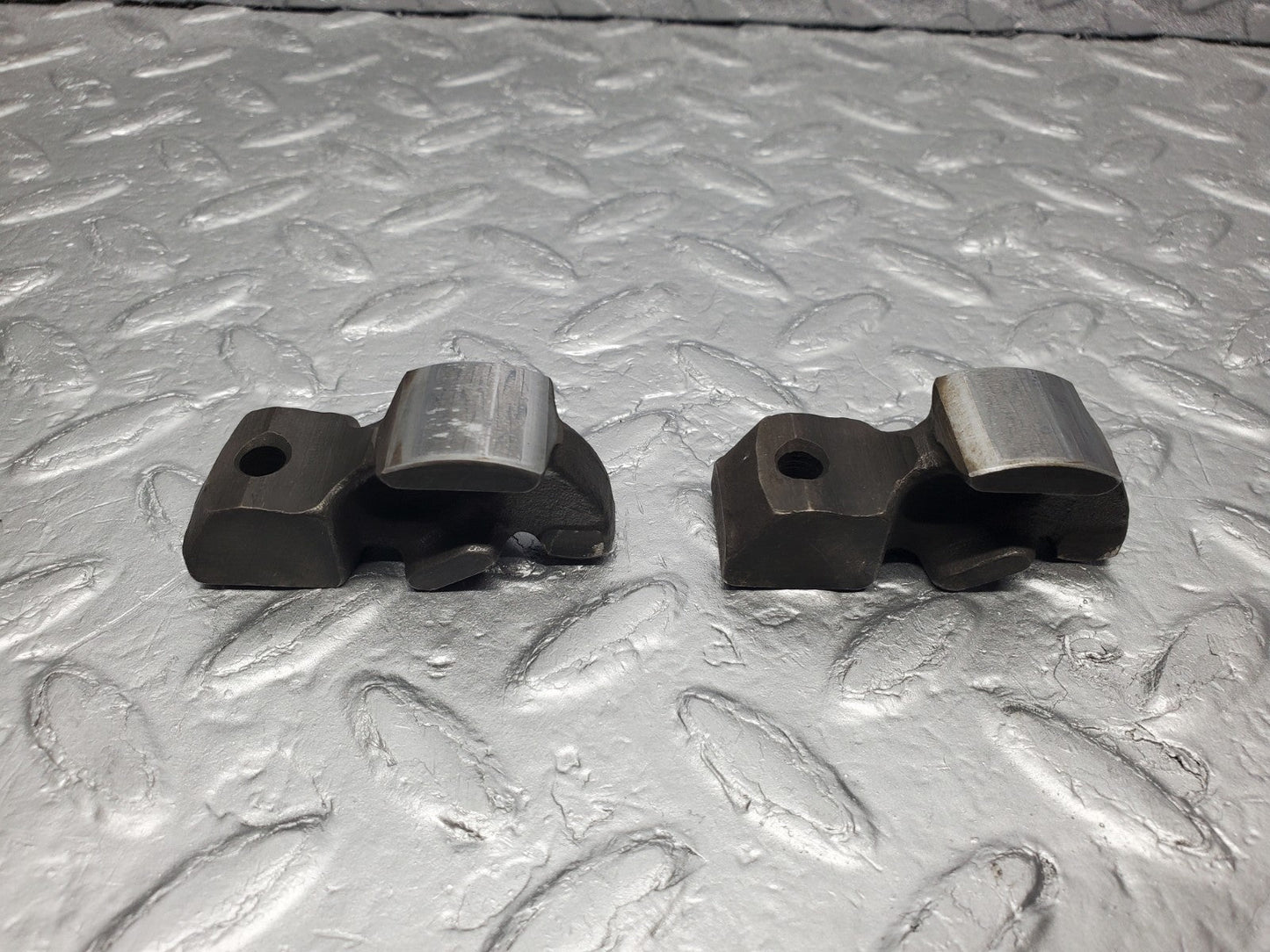 W126 Coupe rocker arm used OEM