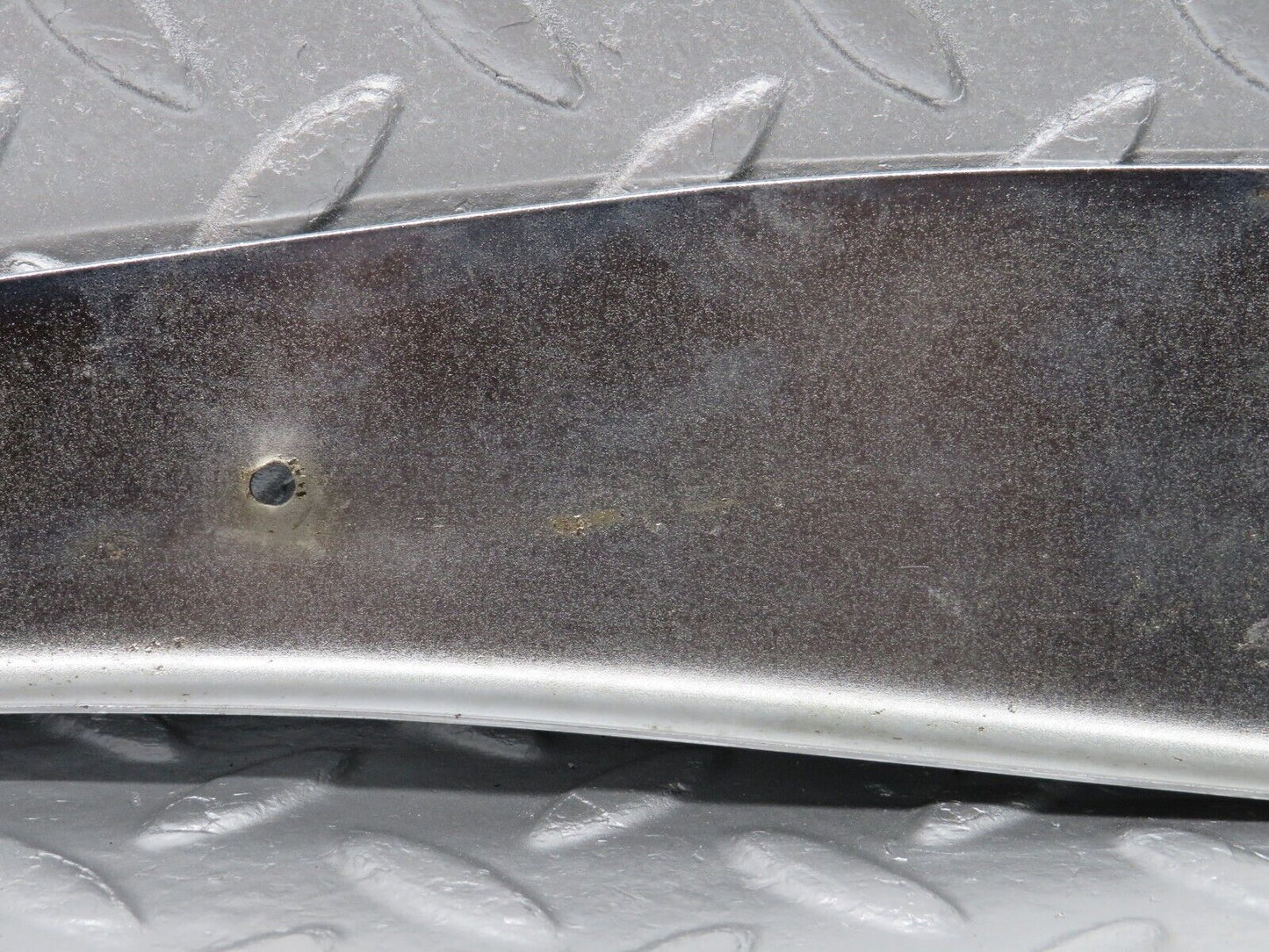 40003 Mercedes-Benz R107 350SL Right Door Chrome Cover