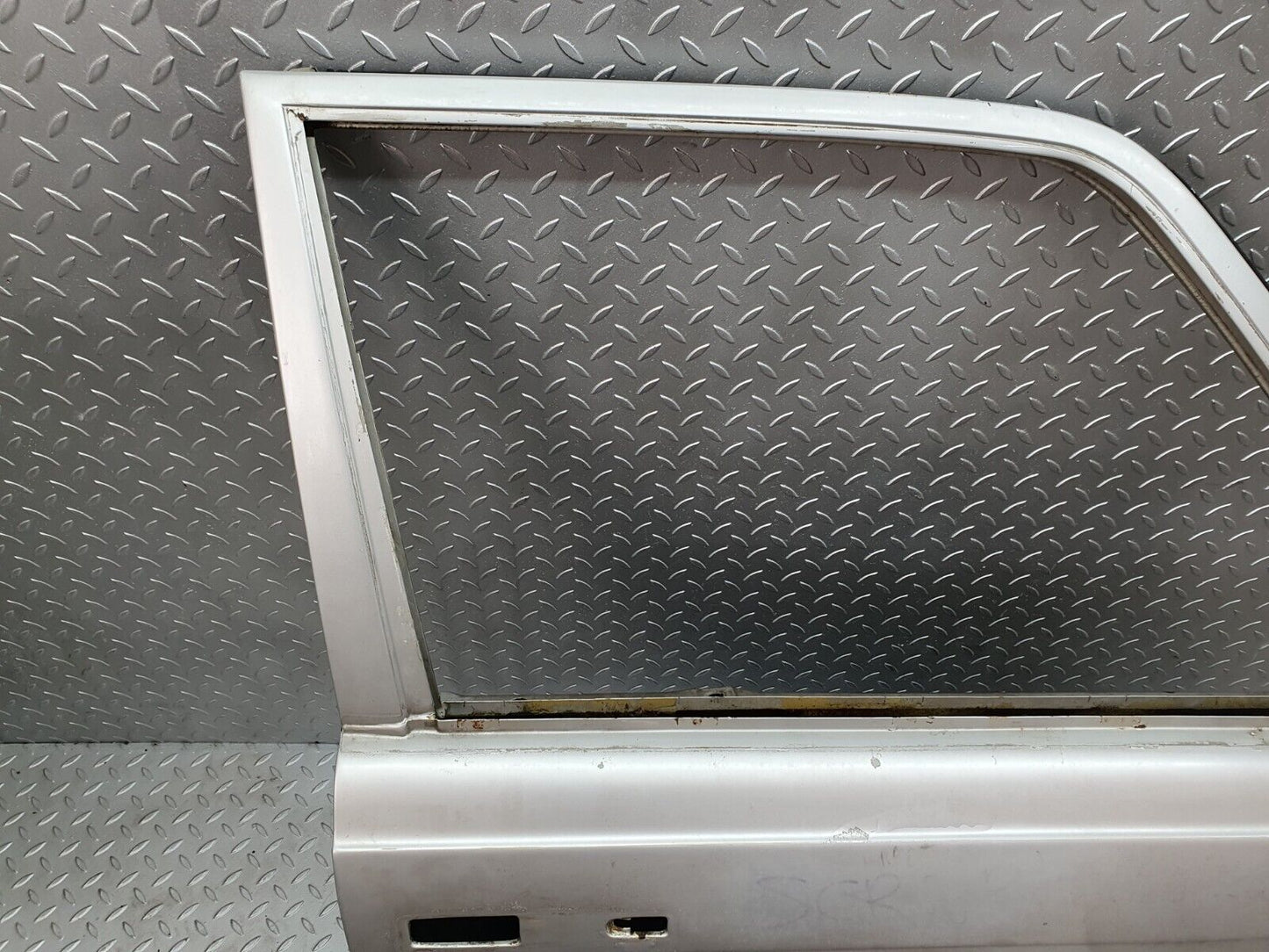 43741 Mercedes-Benz W116 350E Front Right Door