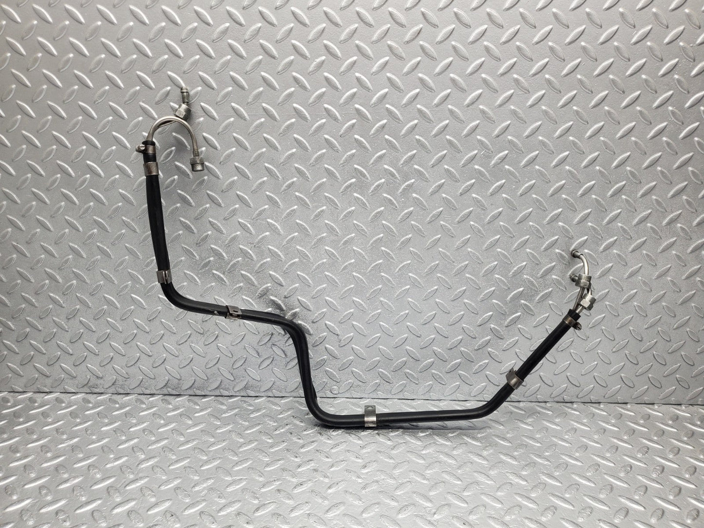 W112 fuel hose pipe used OEM