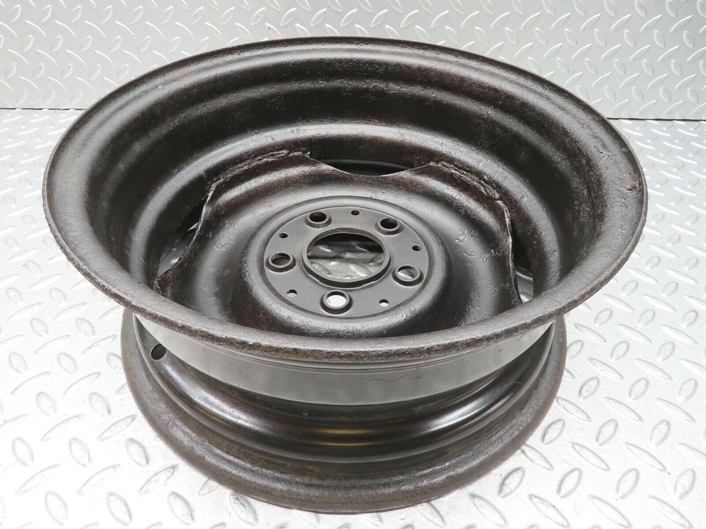 13323 Mercedes-Benz Steel Wheel 5.5Jx14H2 ET30 5x112 1154001302