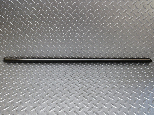 26080 Mercedes-Benz W116 450SE Front Left Door Centre Moulding Trim