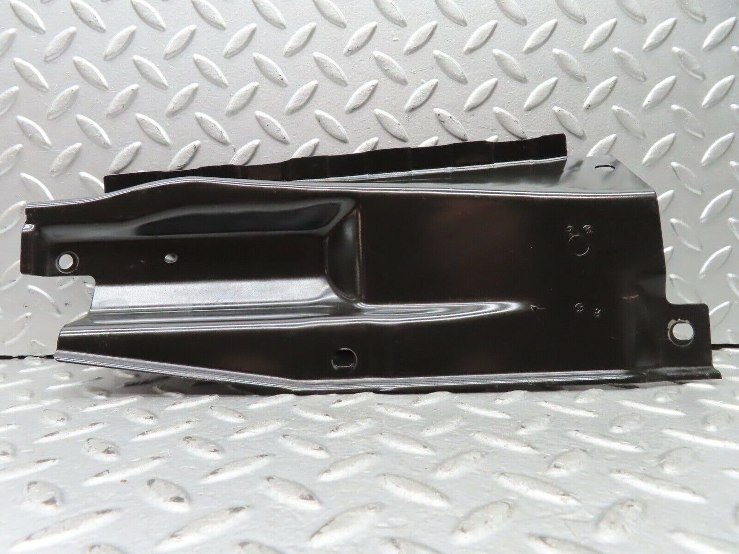 19427 Mercedes-Benz C140 CL420 Coupe Front Right Seat Belt Presenter Cover