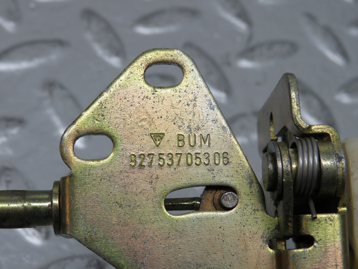 30103 Porsche 924 Left Door Lock Mechanism 92753705306 92853715303