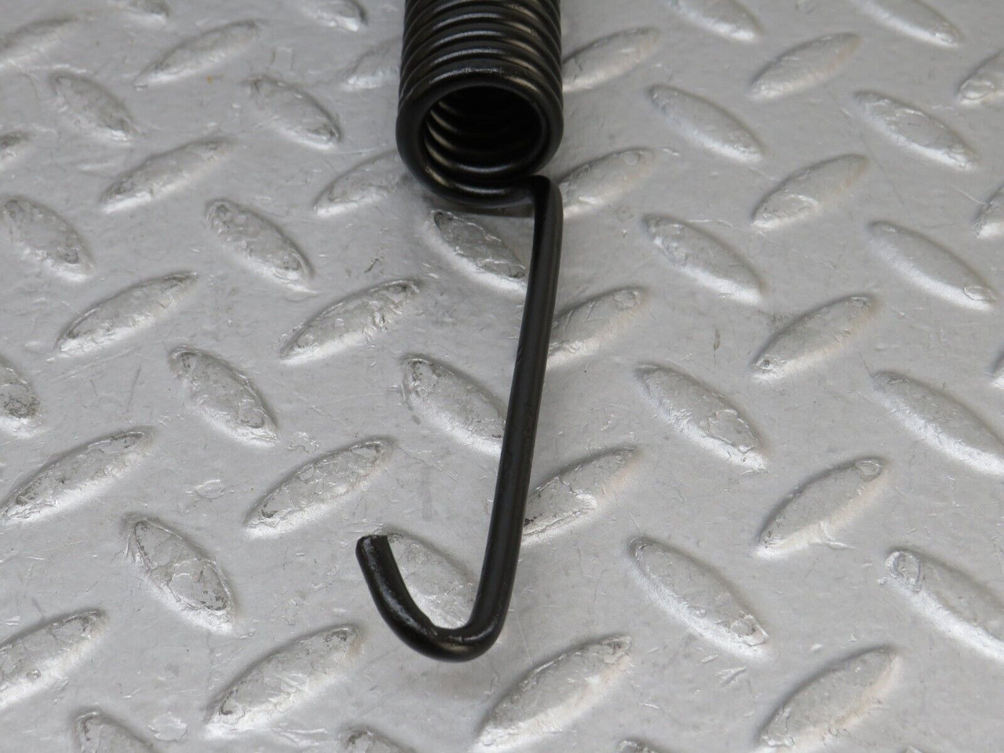 35784 Mercedes-Benz W108 Bonnet Hinge Spring