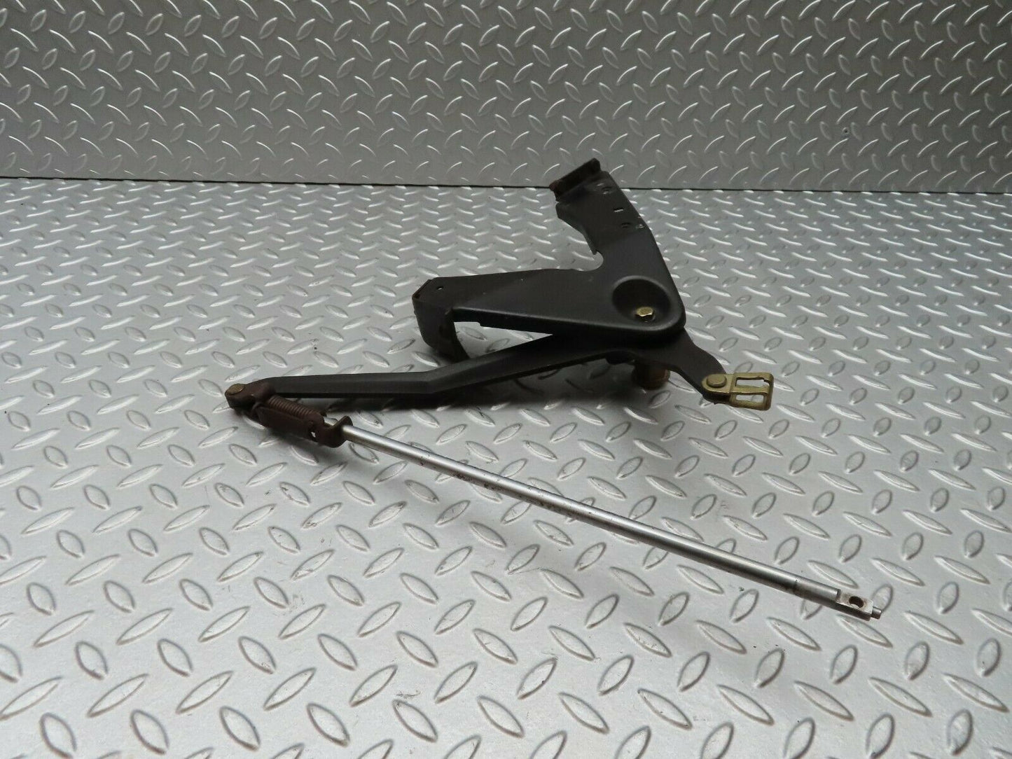 4871 Mercedes-Benz W114 280CE Coupe Handbrake Regulator