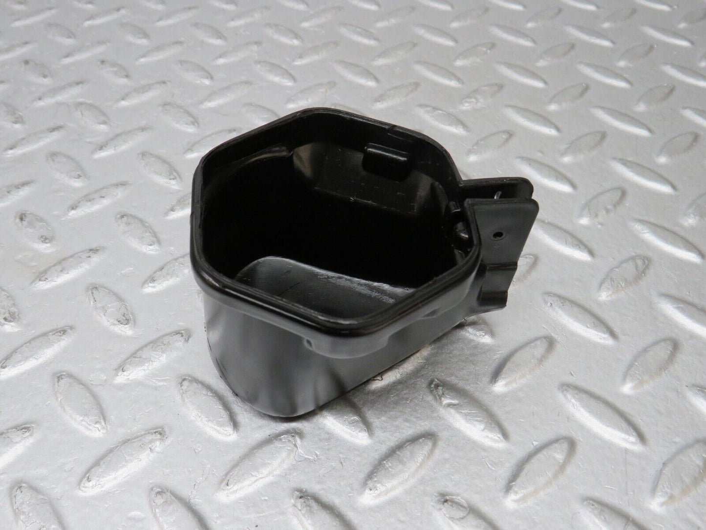 36883 Mercedes-Benz C126 420SEC Coupe Ignition Coil Cover Cap 0001582285