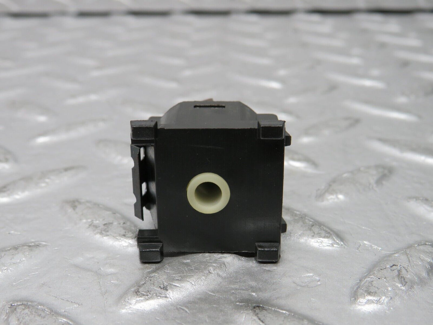 30044 Porsche 924 Ignition Distributor Vacuum Control Valve Bosch