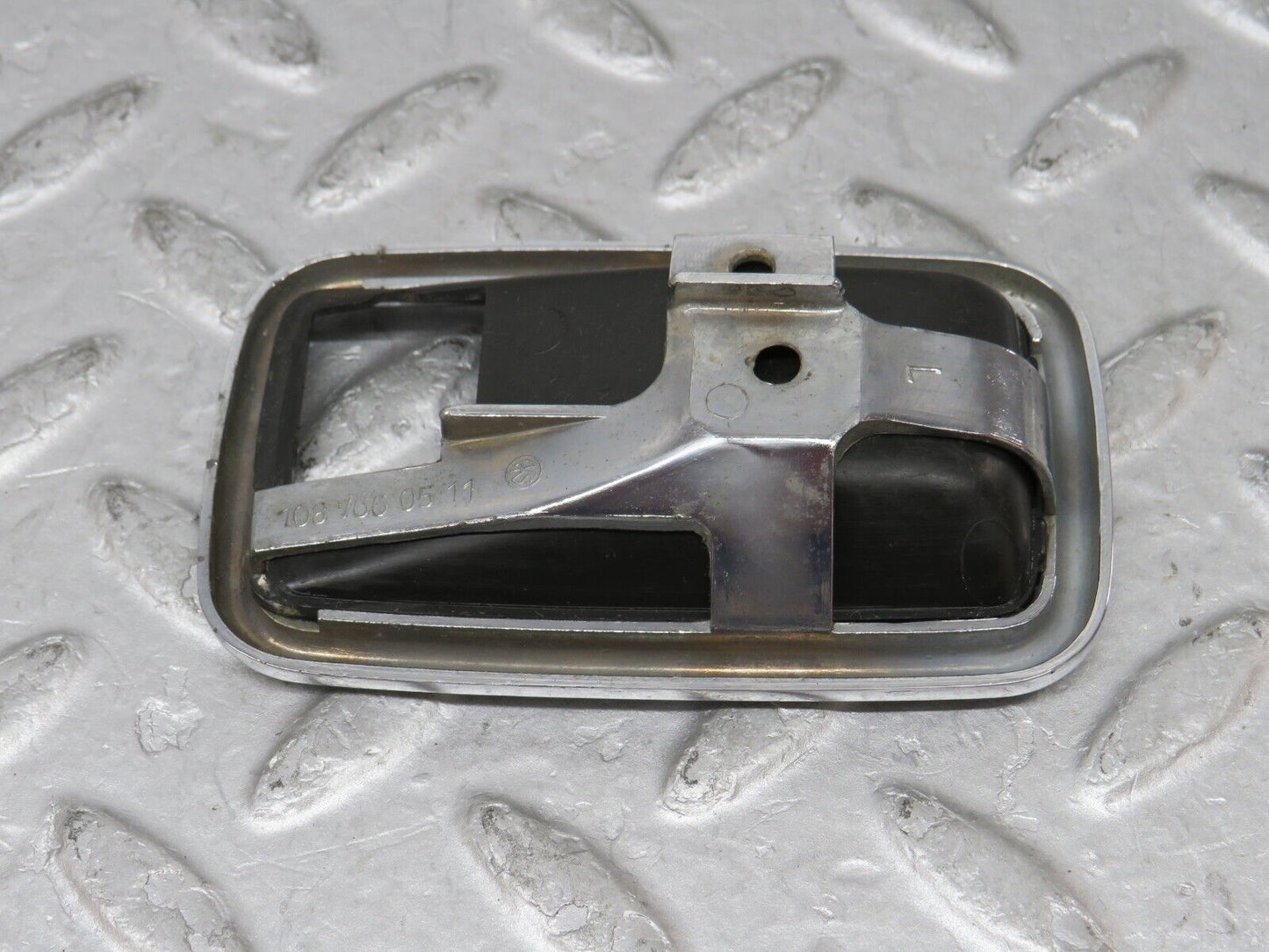 35723 Mercedes-Benz W108 Chrome Frame For Door Opener Left 1087660511
