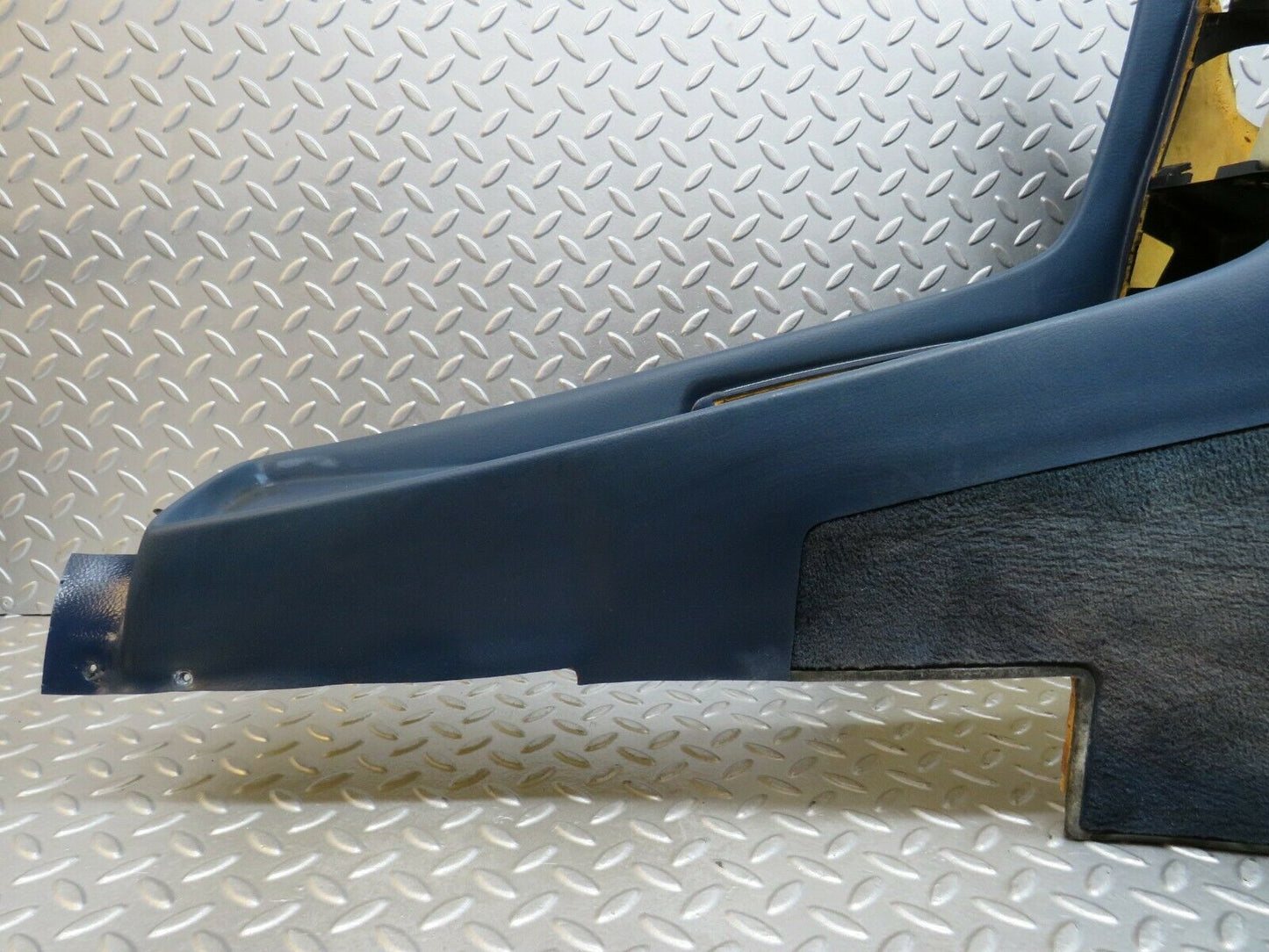 23832 Mercedes-Benz C107 450SLC Coupe Centre Console Blue 1076830225