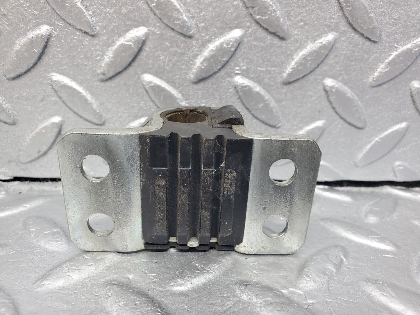 45632 Mercedes-Benz W126 420SE Right Door Lock Latch