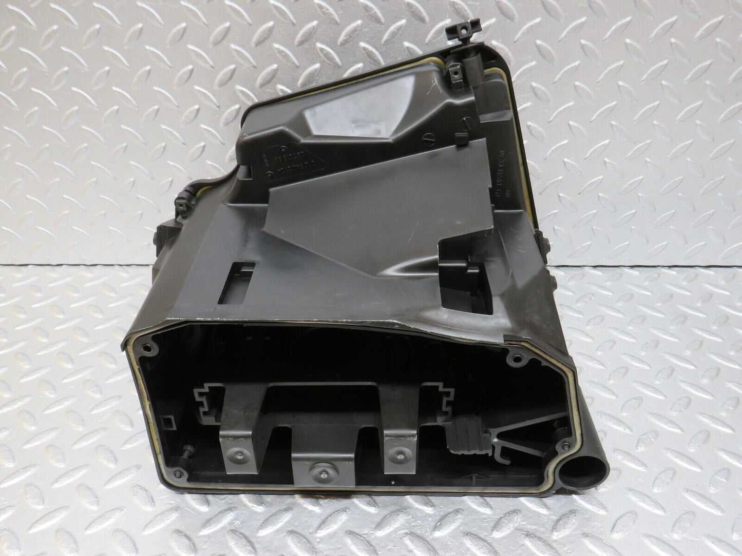 34708 Mercedes-Benz W210 320E ECU Engine Control Unit Housing 2108172920