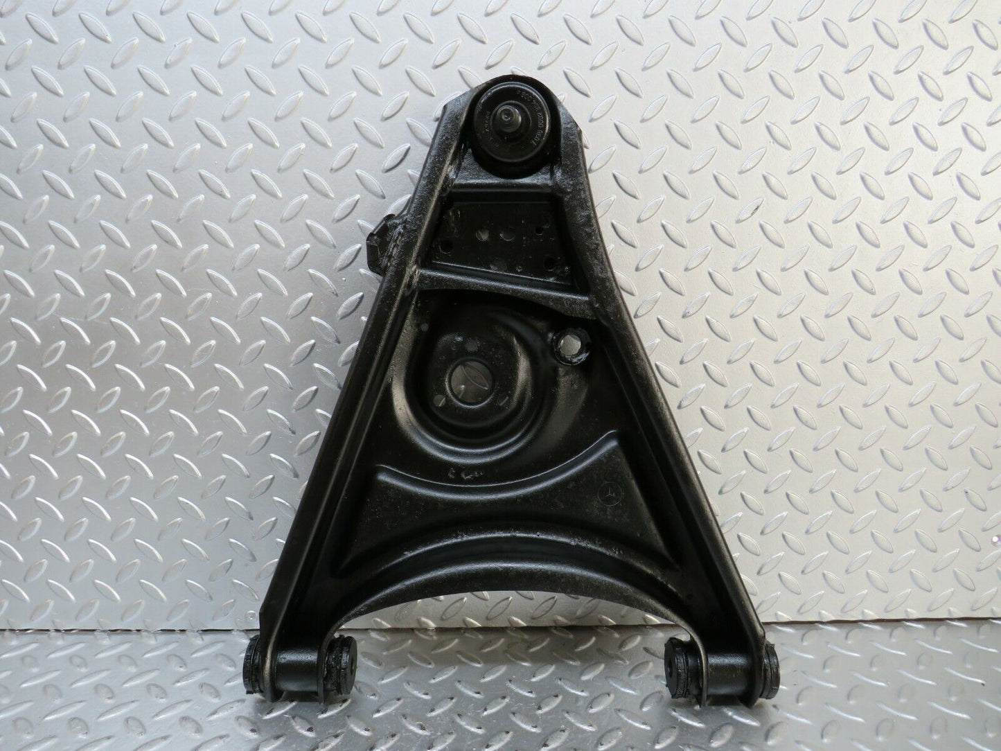 23843 Mercedes-Benz C107 450SLC Coupe Front Left Lower Control Arm