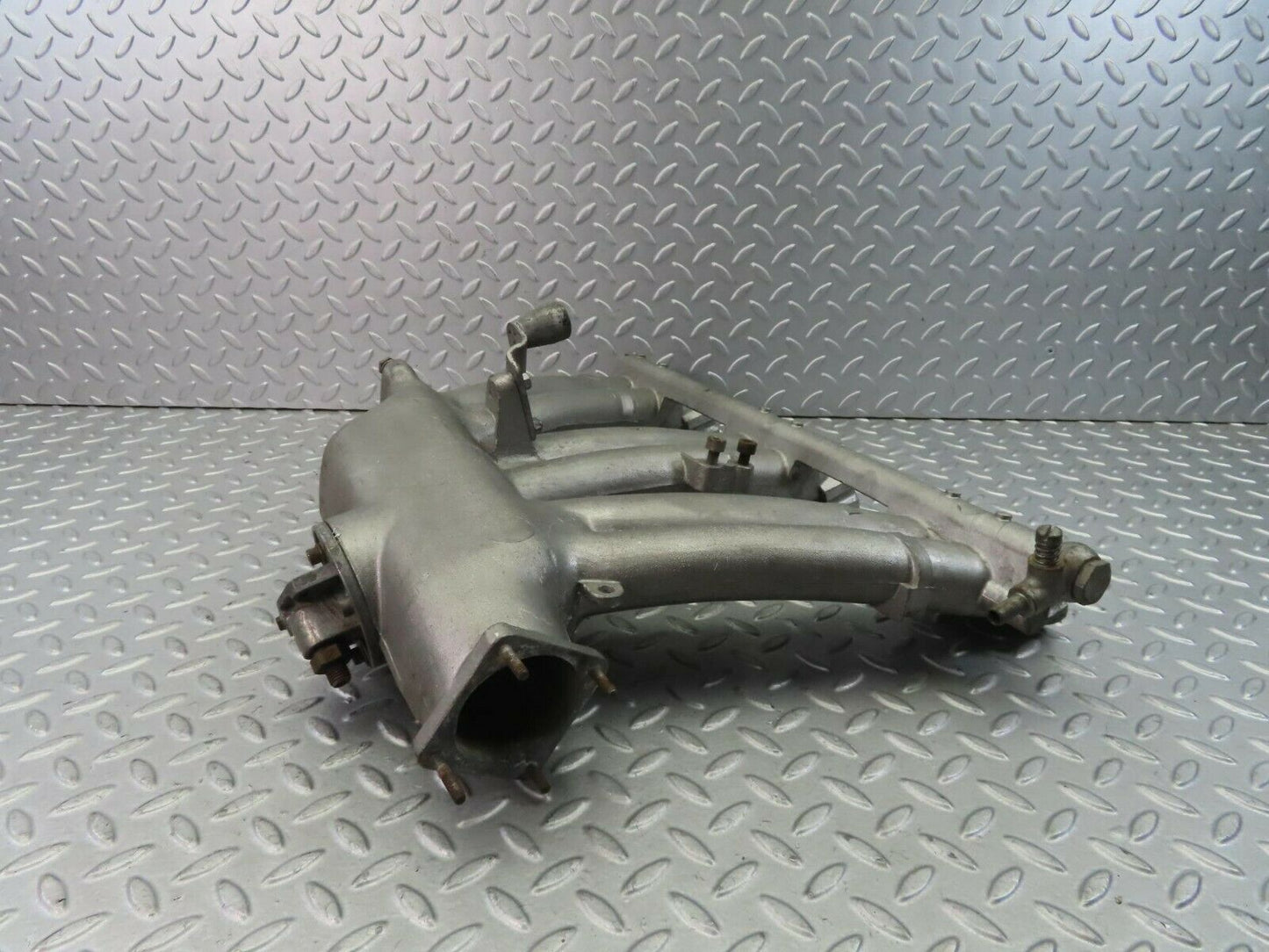8687 Mercedes-Benz W111 Intake Manifold 1271412601