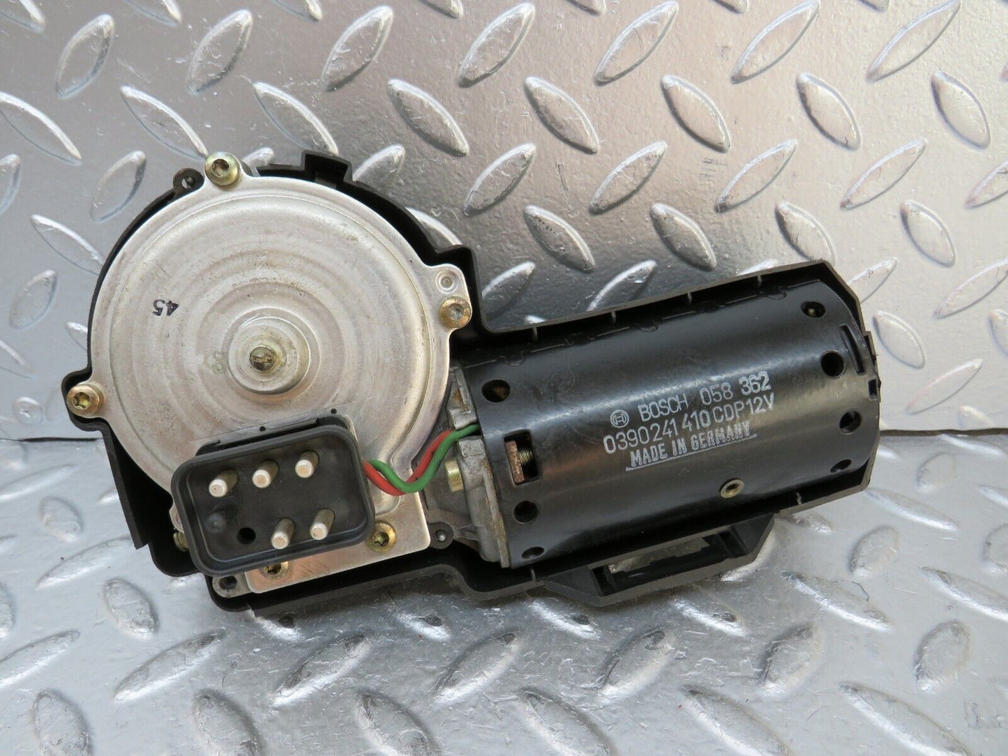 26694 Mercedes-Benz C124 220CE Coupe Wiper Motor Bosch 0390241410