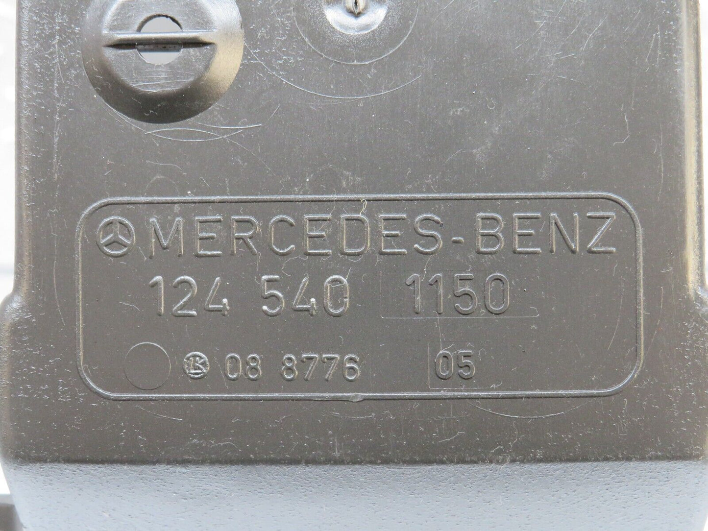 32508 Mercedes-Benz S124 300TE Wagon Fuse Box Housing 1245401150