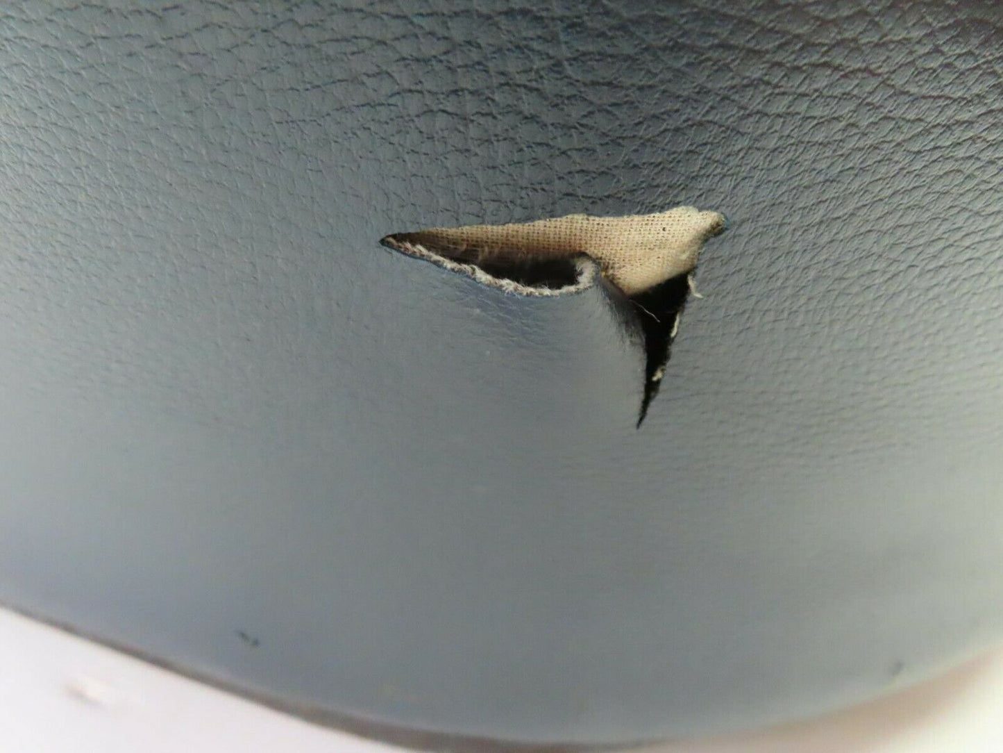 10669 Mercedes-Benz W116 Rear Seat Bottom