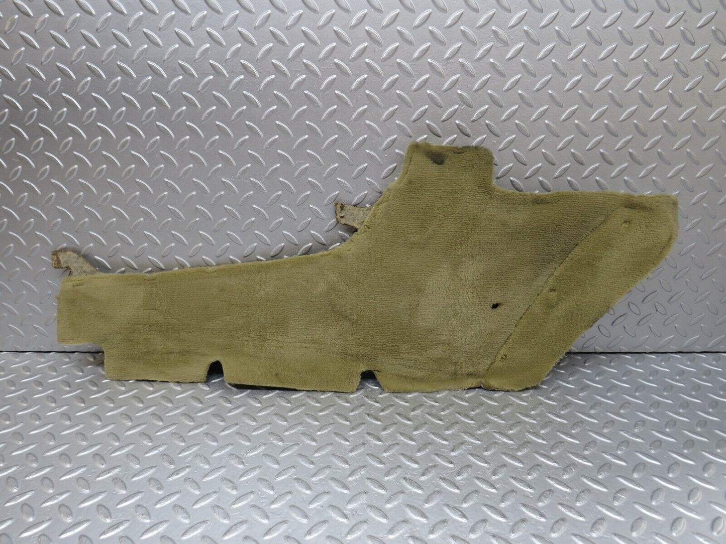 36591 Mercedes-Benz W201 190E 2.0L Centre Console Carpet Right Side Beige
