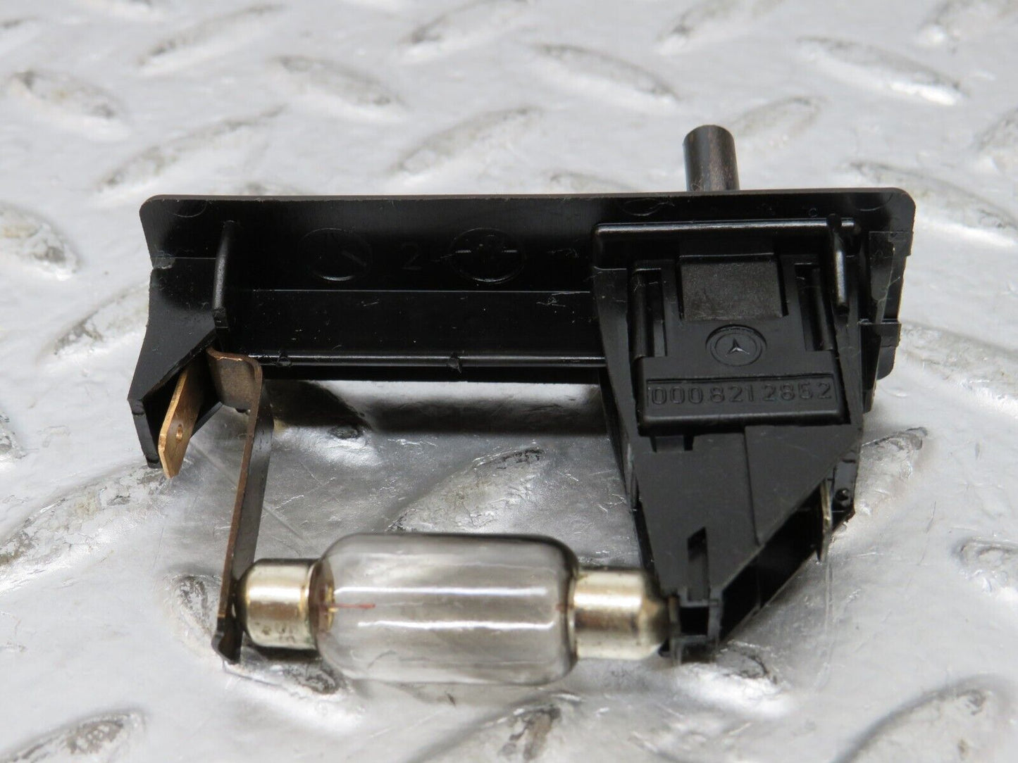 26099 Mercedes-Benz W116 450SE Trunk Light Switch 0008212852 1158202511