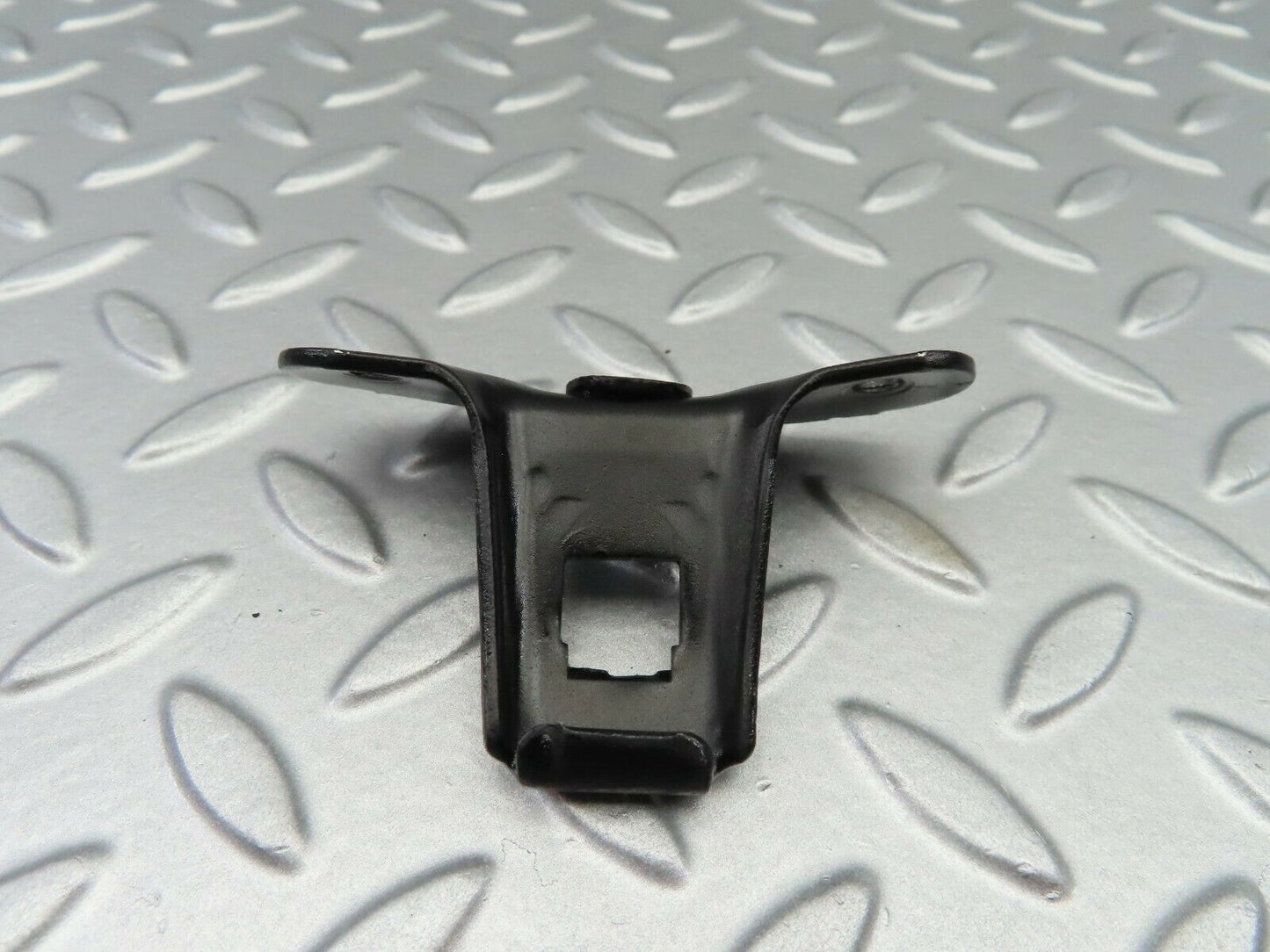 6396 Mercedes-Benz W126 380SE Trunk Lock Latch 1267580050