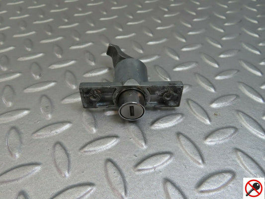 7891 Mercedes-Benz W115 220D Trunk Lock No Key