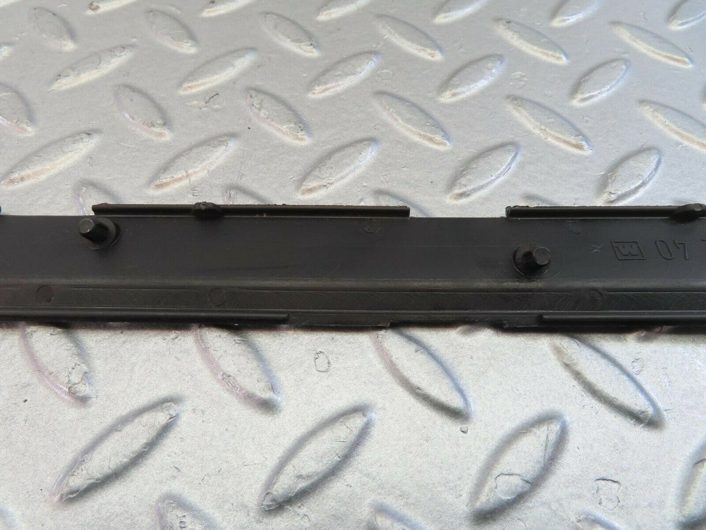 10041 Mercedes-Benz C123 230CE Coupe Distributor Plug Protective Cap 102159124