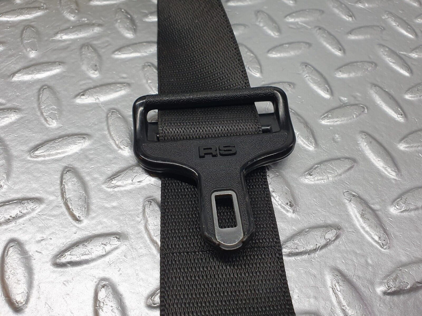 41695 Mercedes-Benz W124 200E Front Left Seat Belt With Buckle 1248603985 1268580011 1248600169