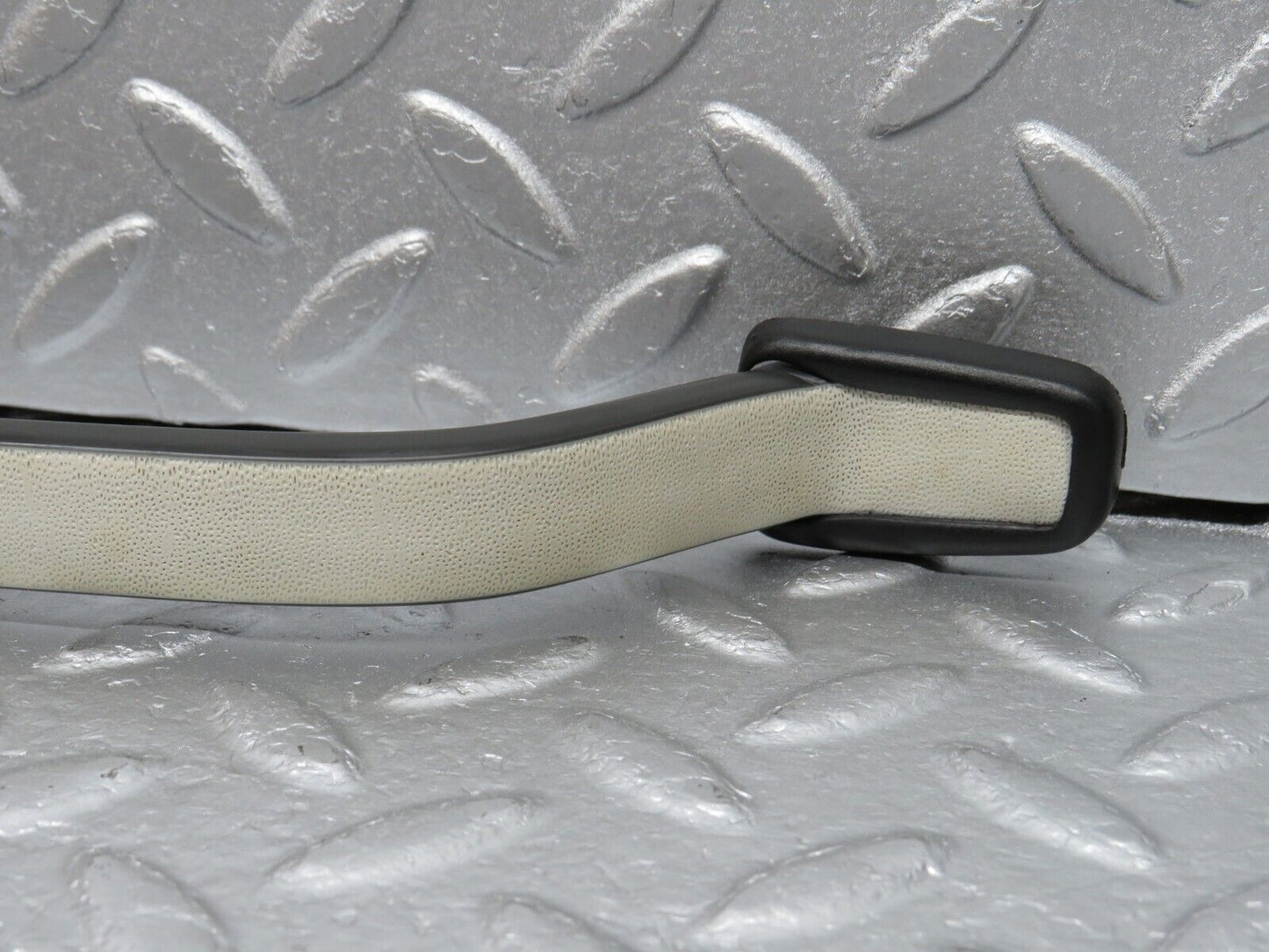 40666 Mercedes-Benz W123 300D Interior Roof Grab Handle Set