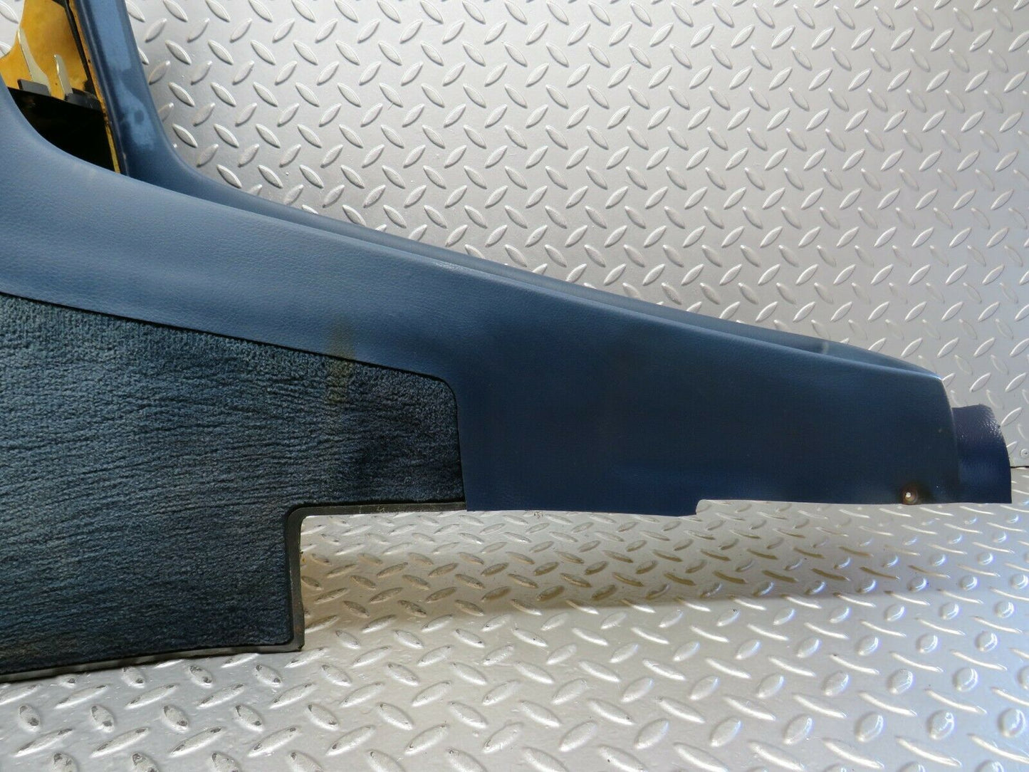 23832 Mercedes-Benz C107 450SLC Coupe Centre Console Blue 1076830225