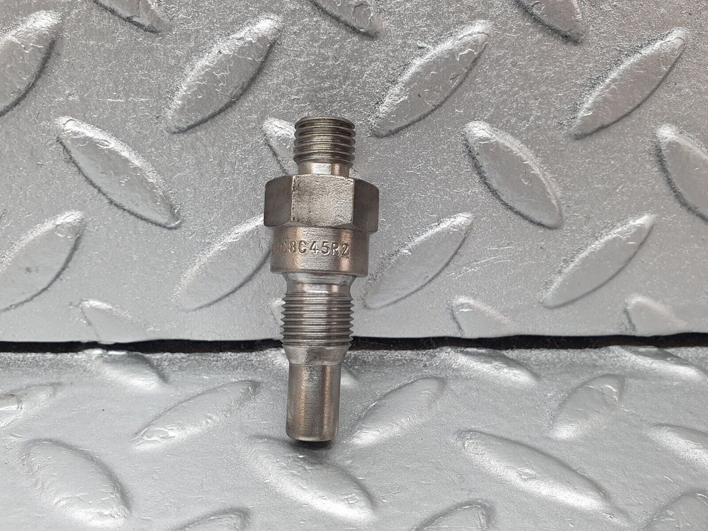 43366 Mercedes-Benz W108 280SE Fuel Injector Bosch DC8C45R2
