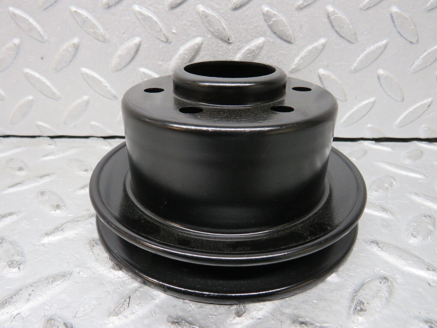 37692 Mercedes-Benz W108 280S Crankshaft Pulley