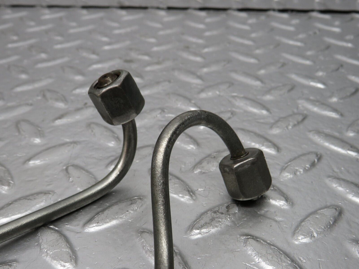 32940 Mercedes-Benz W123 300D Fuel Line Hose Set