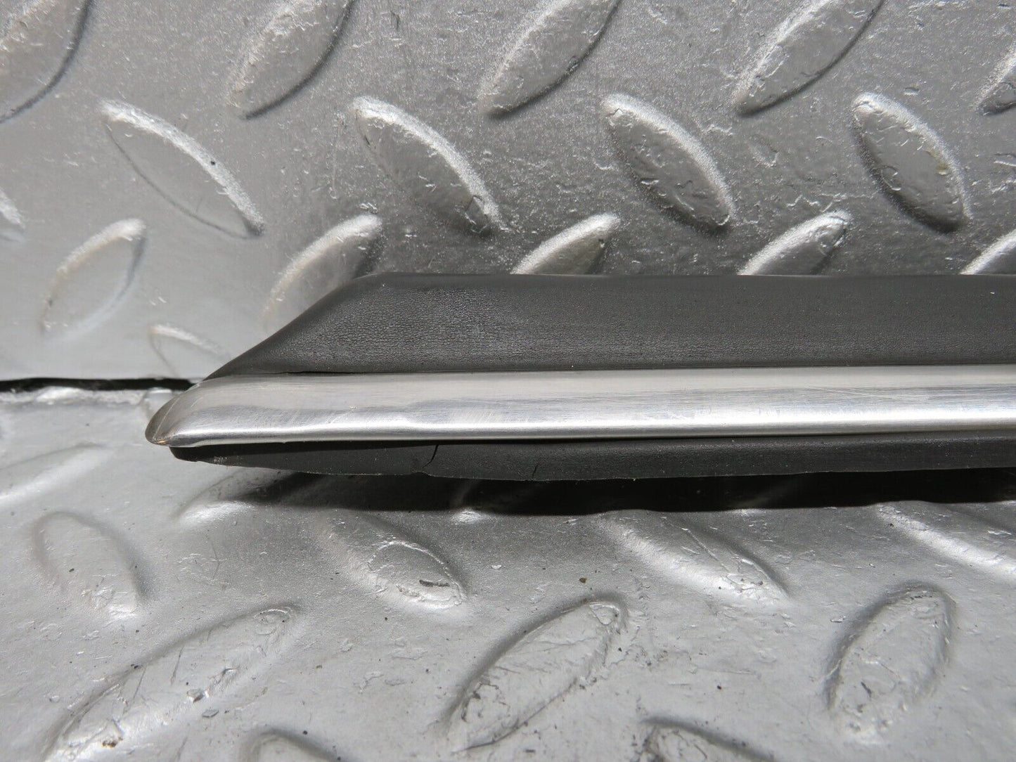 40125 Mercedes-Benz R107 350SL Coupe Front Right Wing Lower Trim