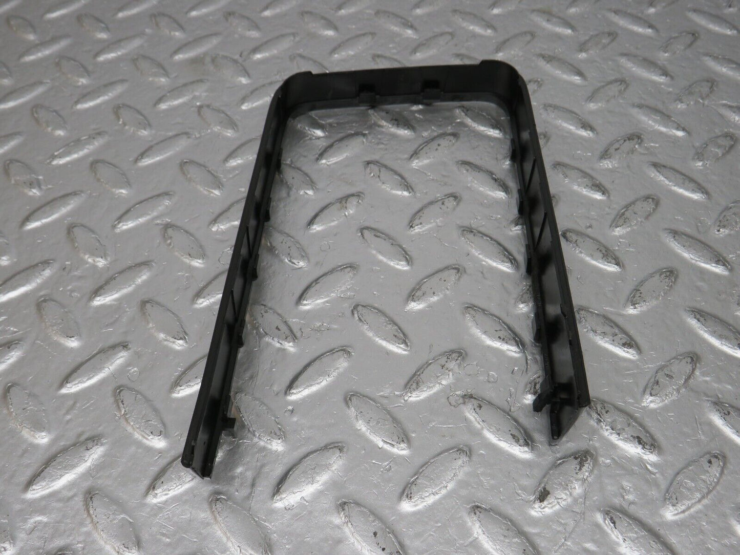 34198 Mercedes-Benz W124 260E Wing Mirror Housing Frame Right Side 166122