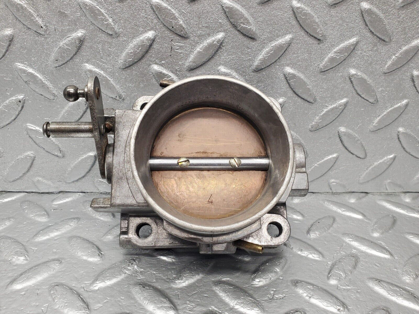 46717 Mercedes-Benz W123 280E Throttle Body Valve