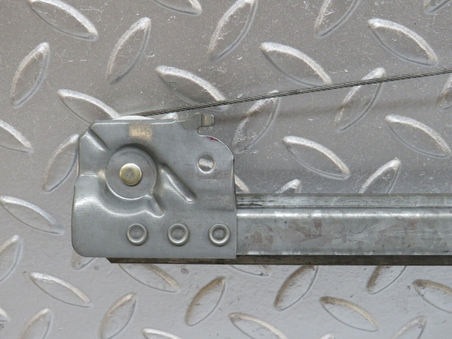 33257 Mercedes-Benz W202 C180 Rear Left Power Window Regulator 0130821637